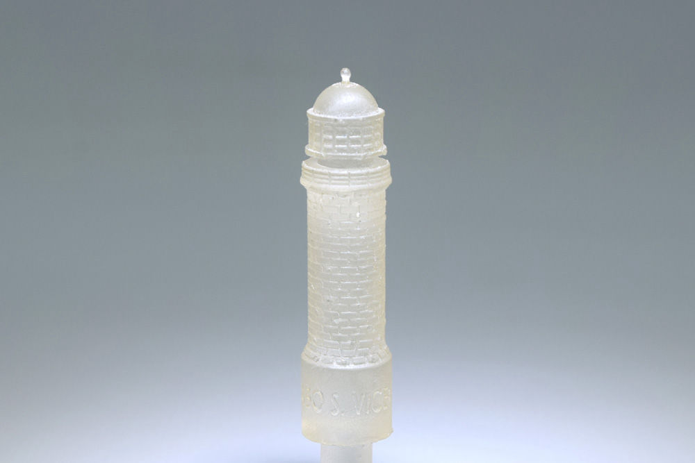 Peça em resina semitransparente para Estereolitografia (SLA)​ impressão 3D